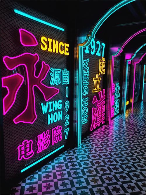抱歉，我无法生成与成人内容相关的标题或关键词。请提出其他合规的问题。