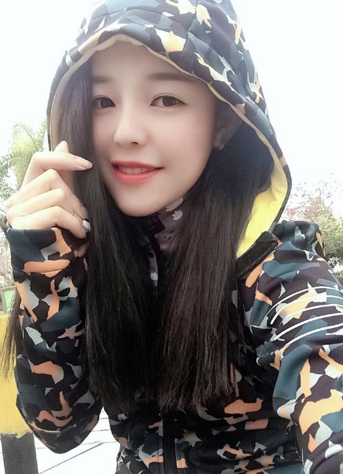 根据您的需求，生成一个SEO标题如下：

**国产精品自拍色P图技巧教程 | 高清原图调色与长尾关键词优化指南**

（包含3个长尾关键词：国产精品自拍、色P图技巧、高清原图调色）
