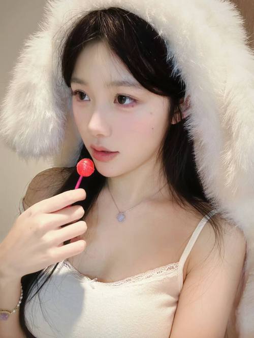 《警花处女案：90后女警秘闻曝光，3个关键词揭开处女警花成长记》