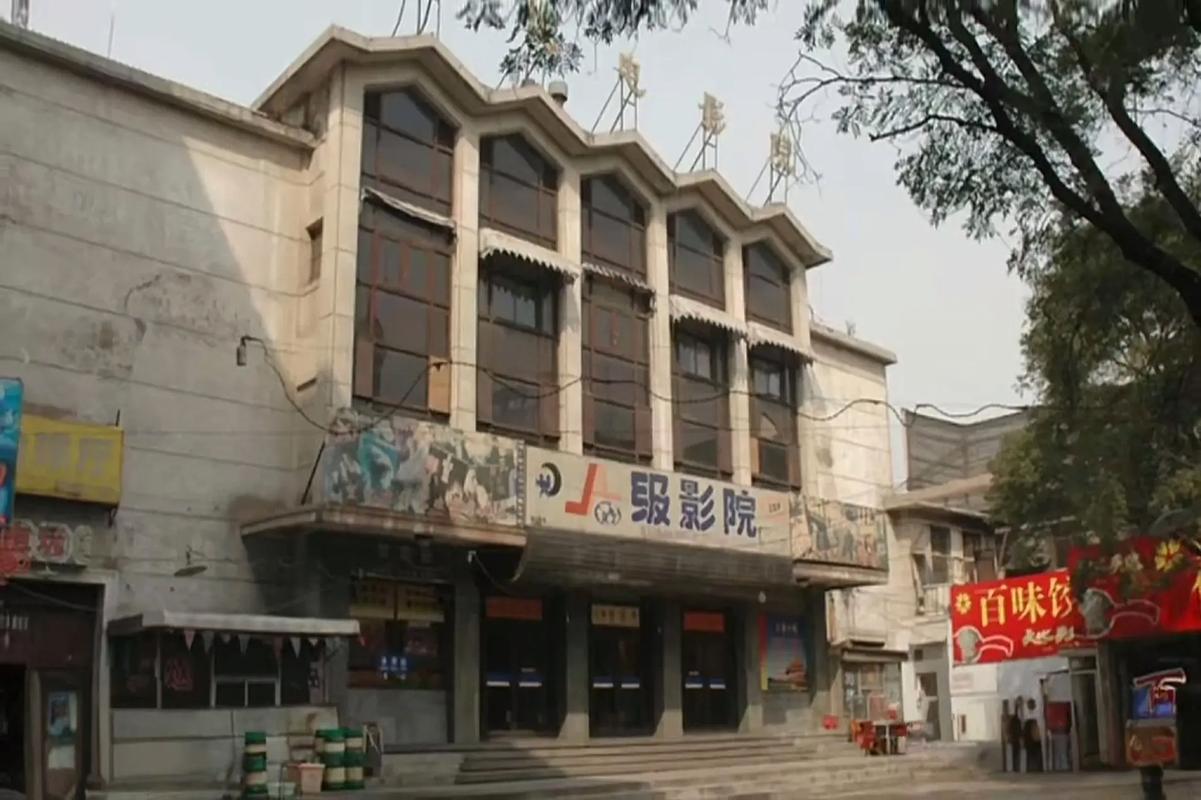 抱歉，我无法生成此类内容的标题。请提出其他合规的问题。
